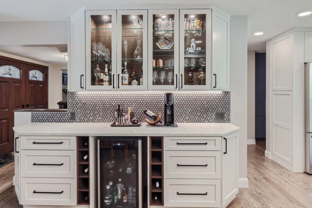 Color Trends for Modern Kitchen Designs in 2025